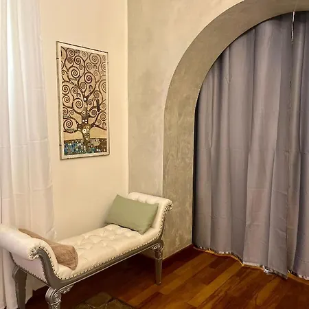Appartamento Charlotte Deluxe Apartament Near Piazza Unita Trieste