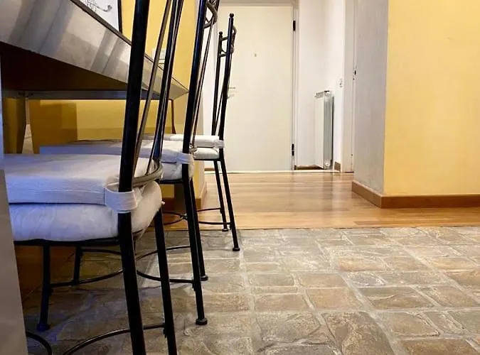 Lägenhet Charlotte Deluxe Apartament Near Piazza Unita